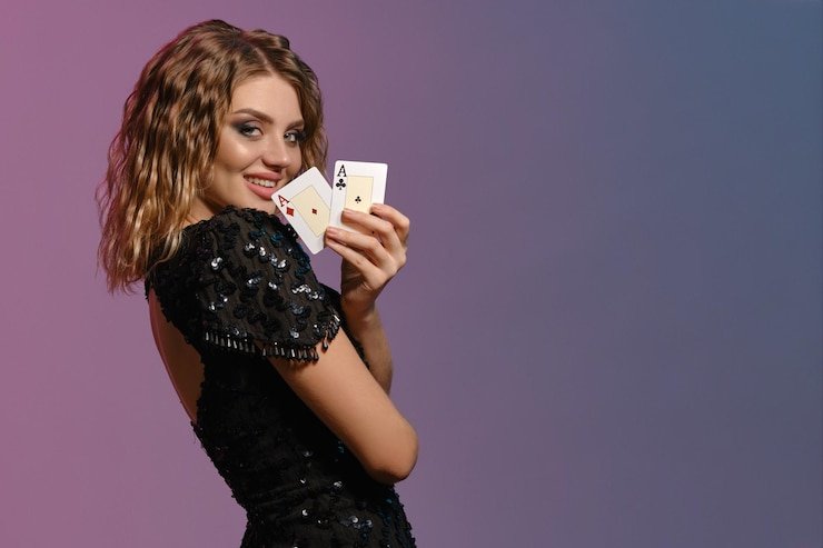 বাংলাদেশি খেলোয়াড়রা মোবাইলে bb8 game উপভোগ করছেন